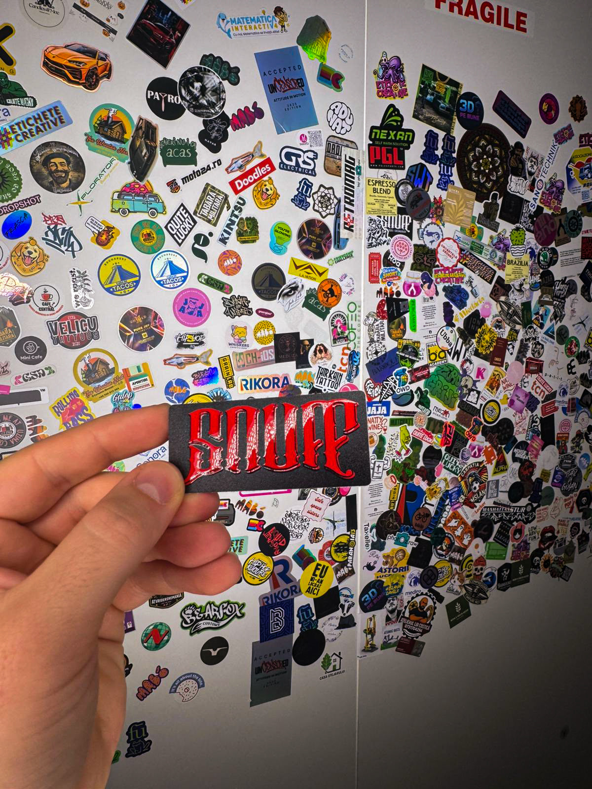 Sticker Embossat